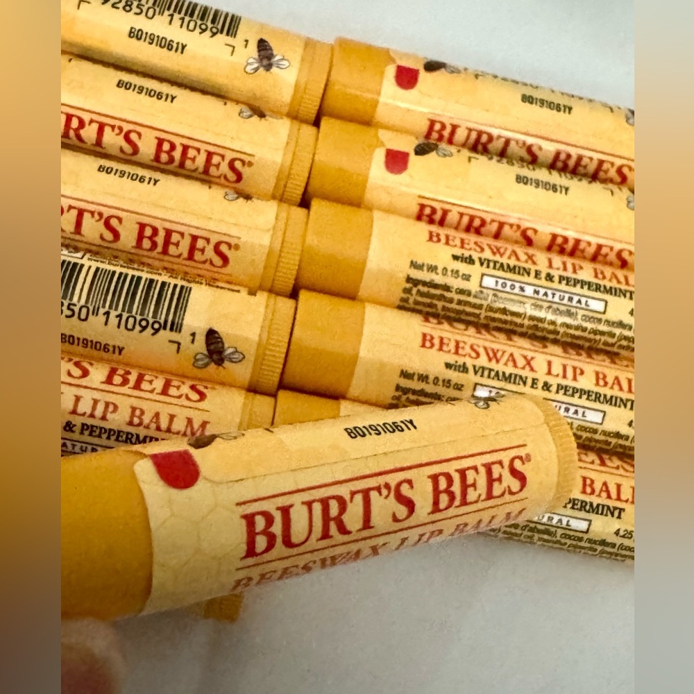 12 Burt's Bees Beeswax Lip Balm Vitamin E Peppermint lot natural chapstick - Picture 6 of 7